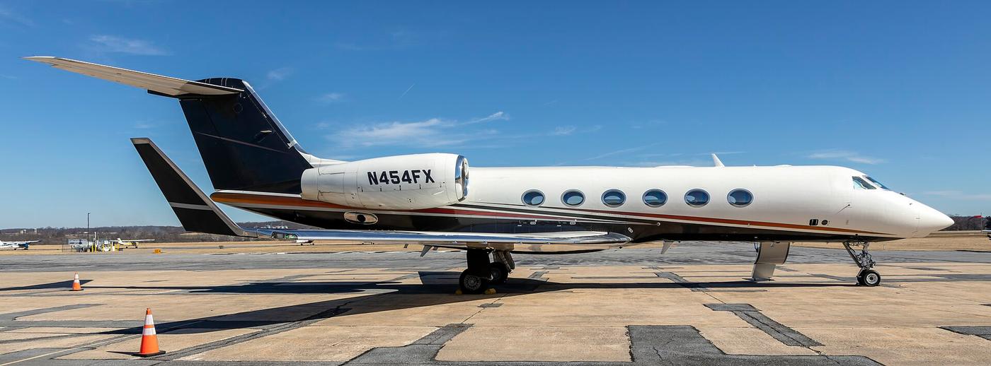 Gulfstream GIV / G450 — Heavy / Ultra-Long-Range Jet