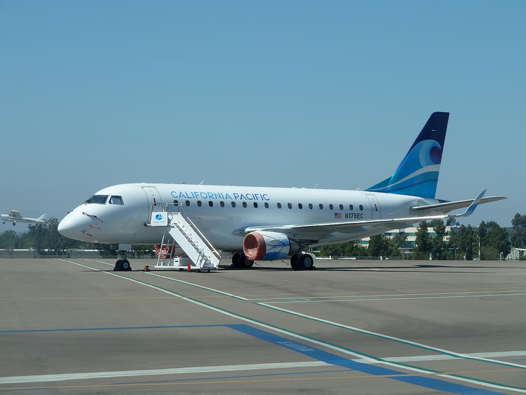 McClellan-Palomar Airport, Carlsbad, CA — private terminal