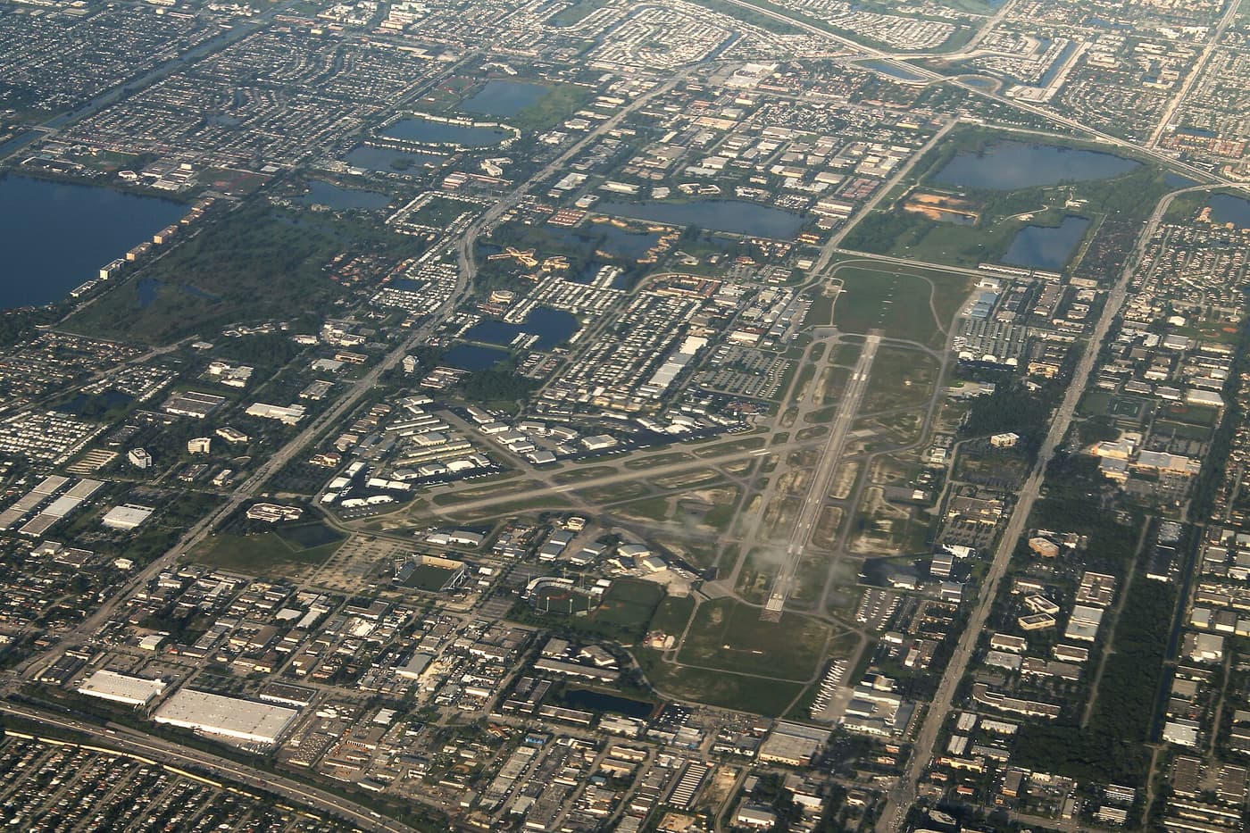 Fort Lauderdale Executive Airport, Fort Lauderdale, FL — private terminal