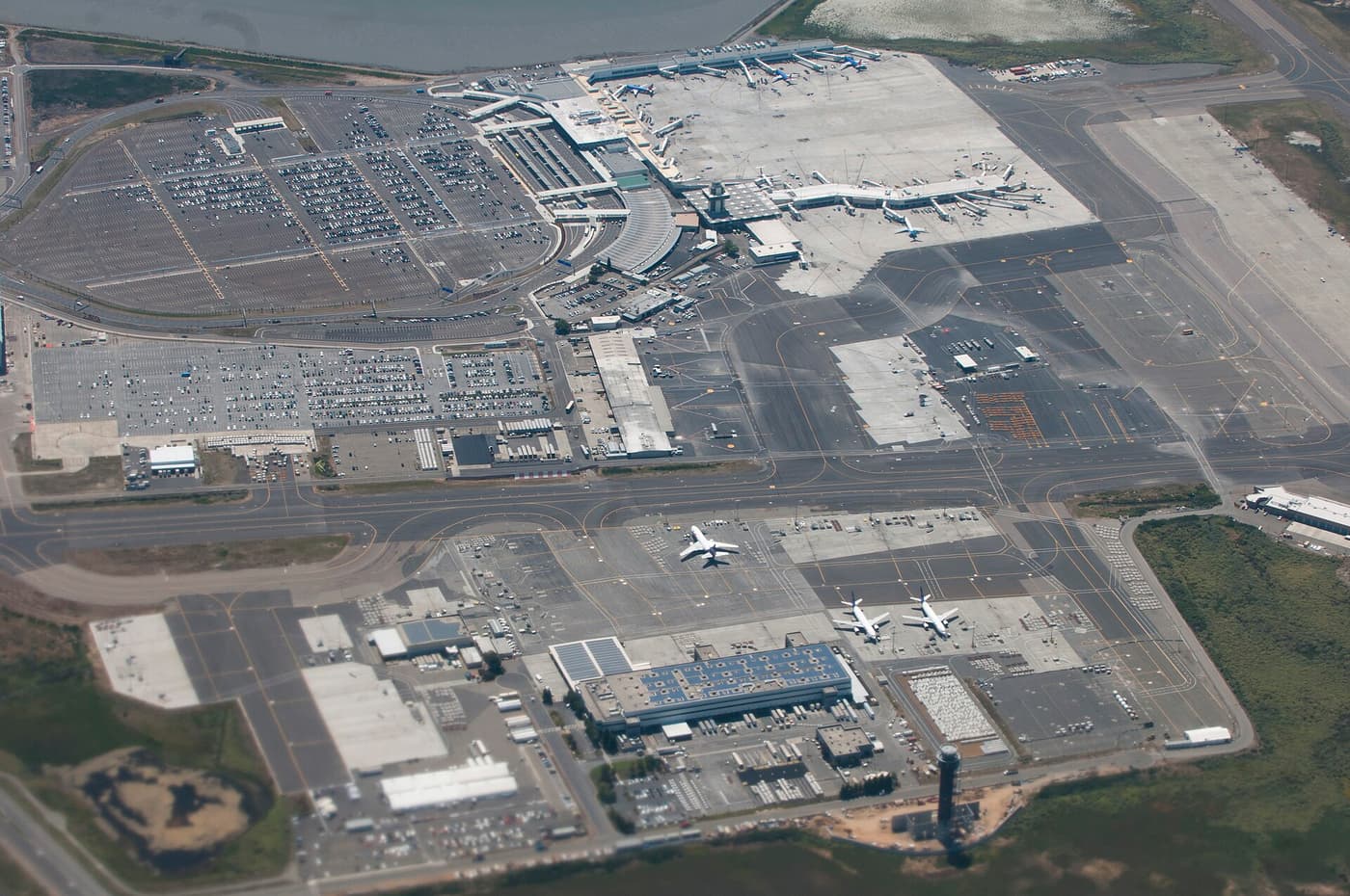 Oakland International Airport, Oakland, CA — private terminal