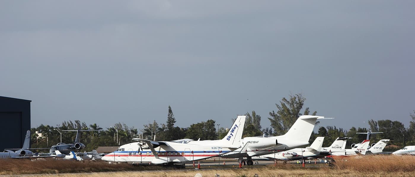 Miami-Opa locka Executive Airport, Miami, FL — private terminal